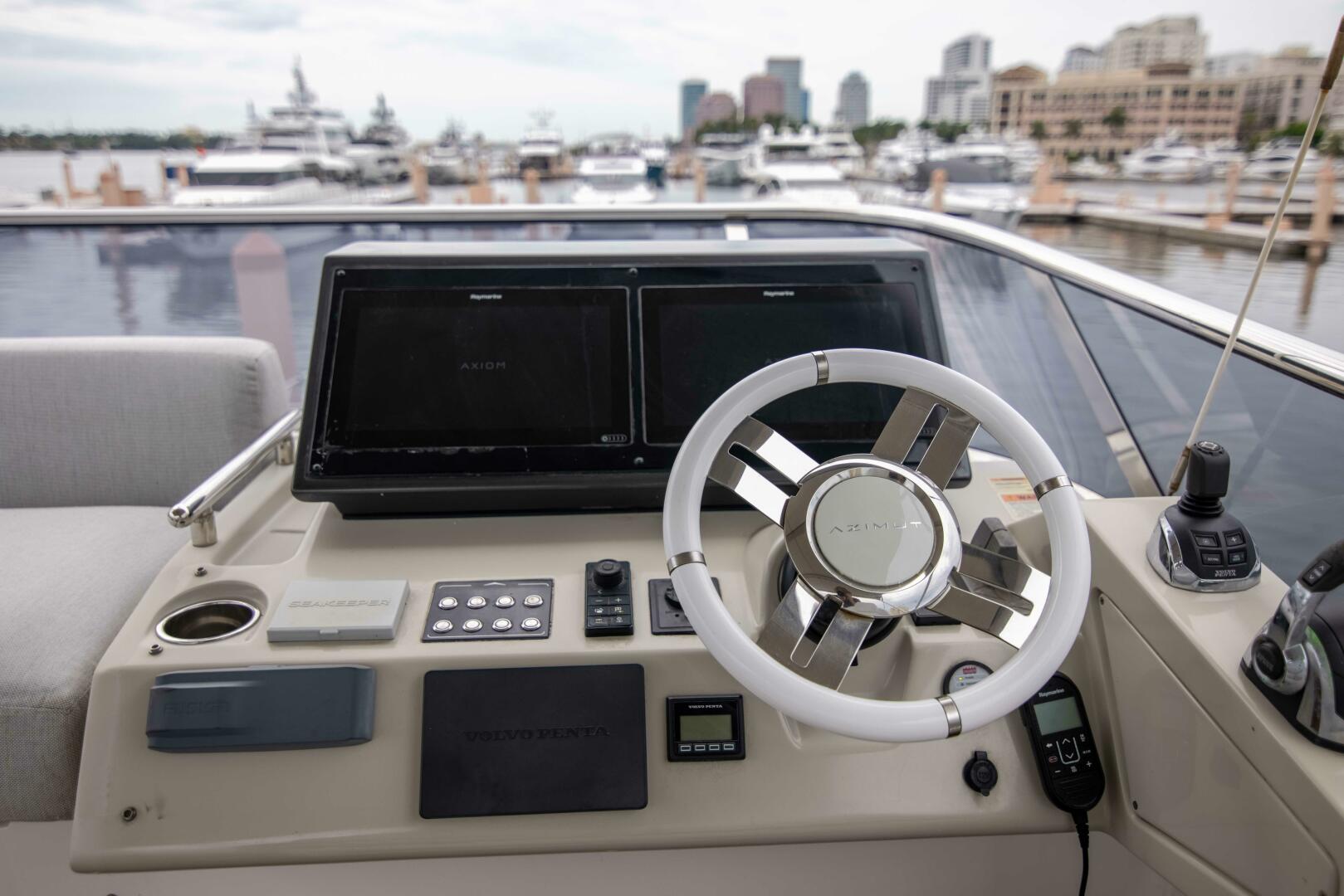 Azimut-S7 2019-Triple Play Boca Raton-Florida-United States-Azimut 70 Triple Play --4796237 | Thumbnail