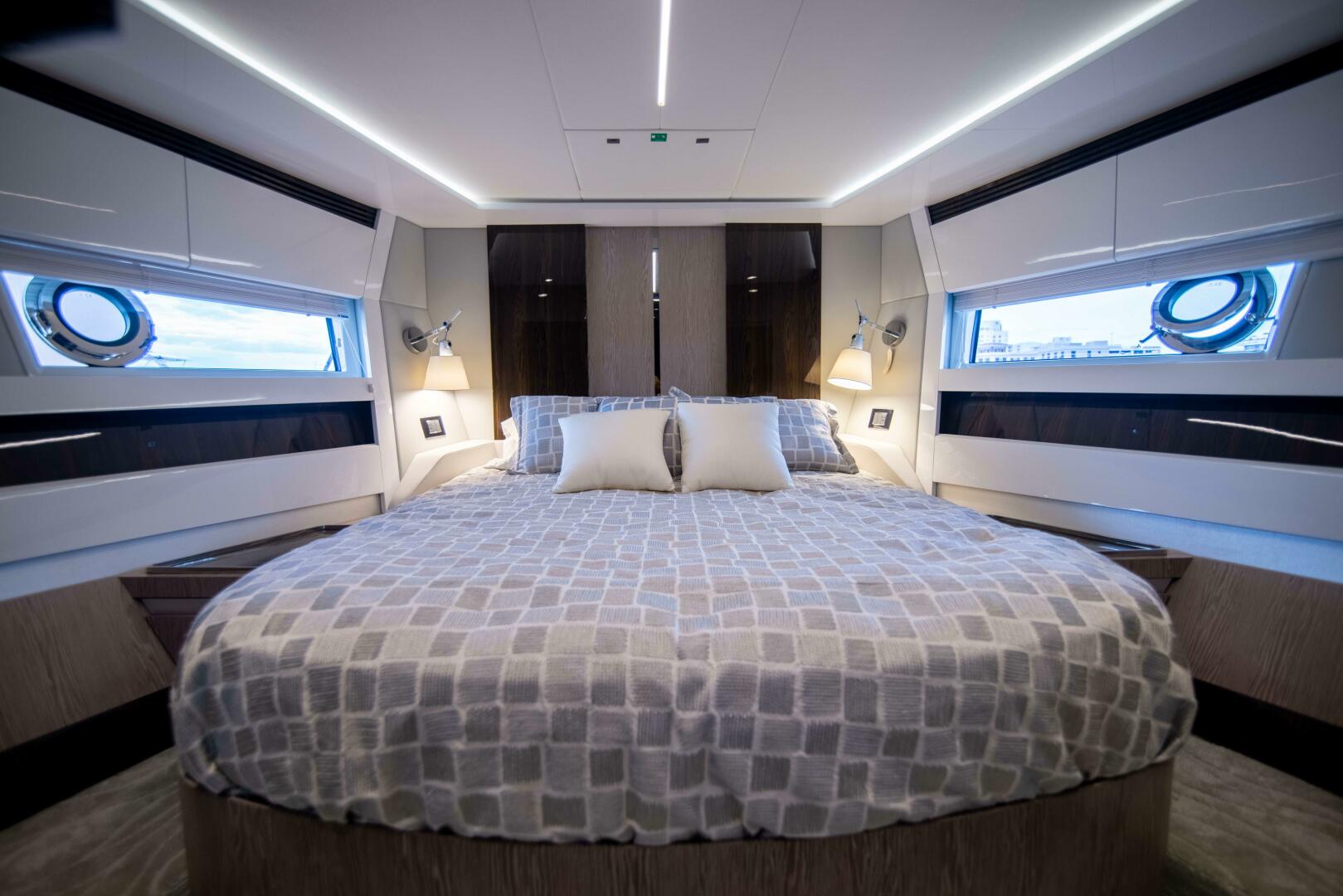 Azimut-S7 2019-Triple Play Boca Raton-Florida-United States-Azimut 70 Triple Play --4796218 | Thumbnail