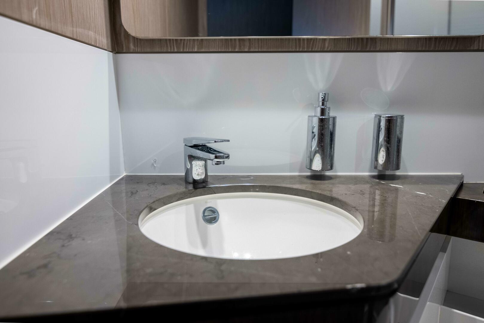 Azimut-S7 2019-Triple Play Boca Raton-Florida-United States-Azimut 70 Triple Play --4796221 | Thumbnail