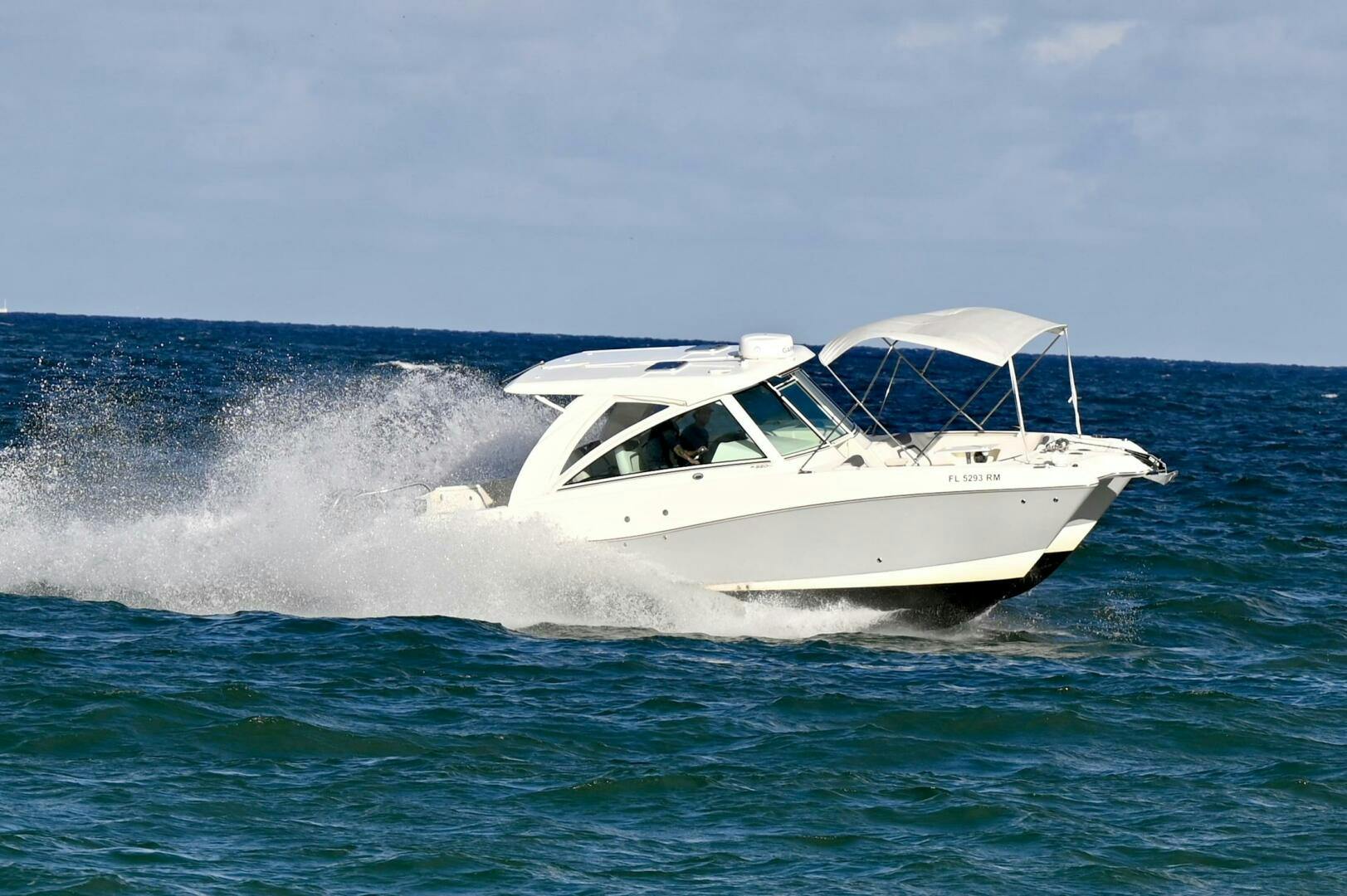 World Cat-320 DC 2018 -Fort Lauderdale-Florida-United States-4799537