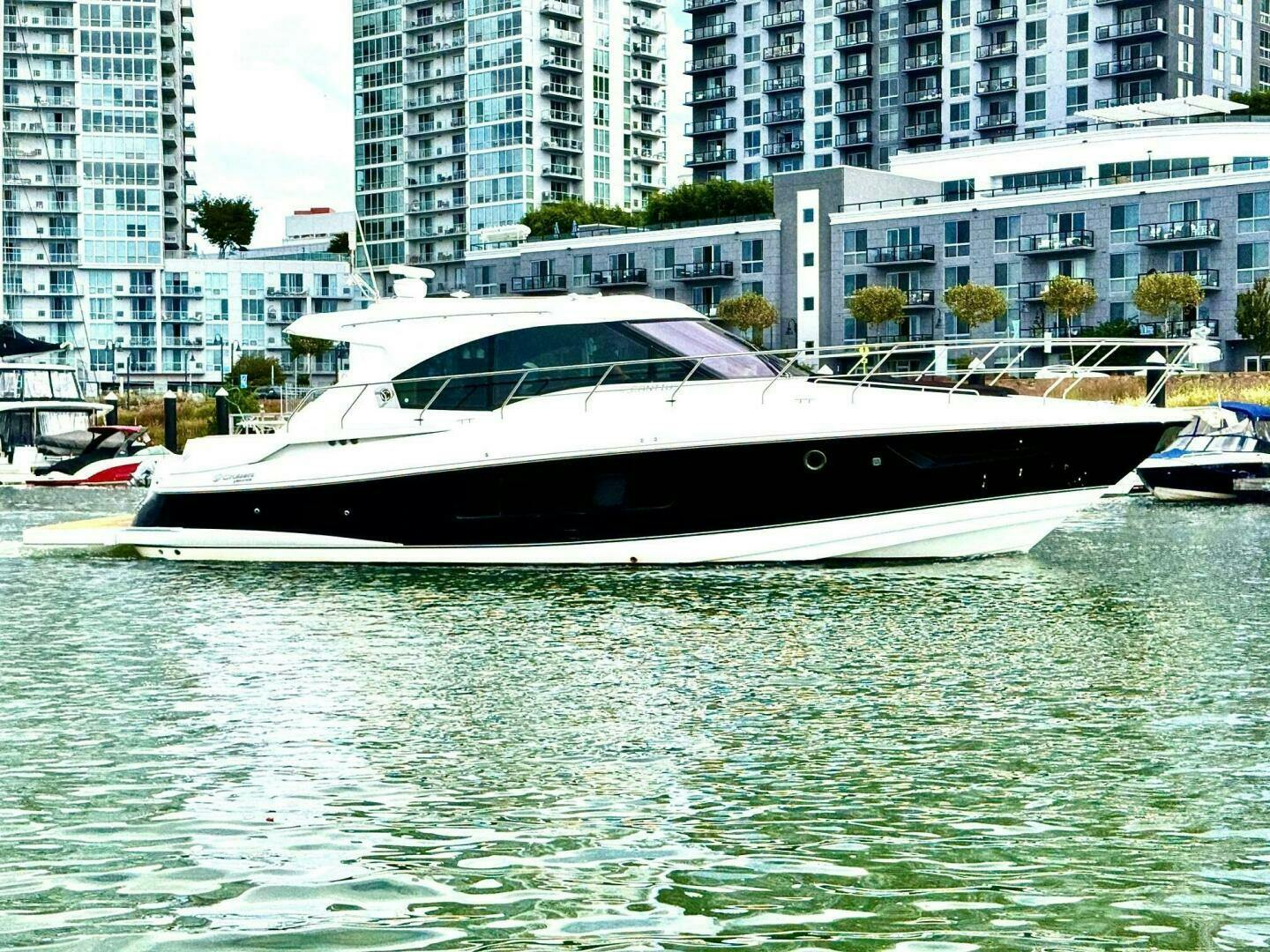 Cruisers Yachts-Cantius 2014-Aqua Lung Stamford-Connecticut-United States-4811317
