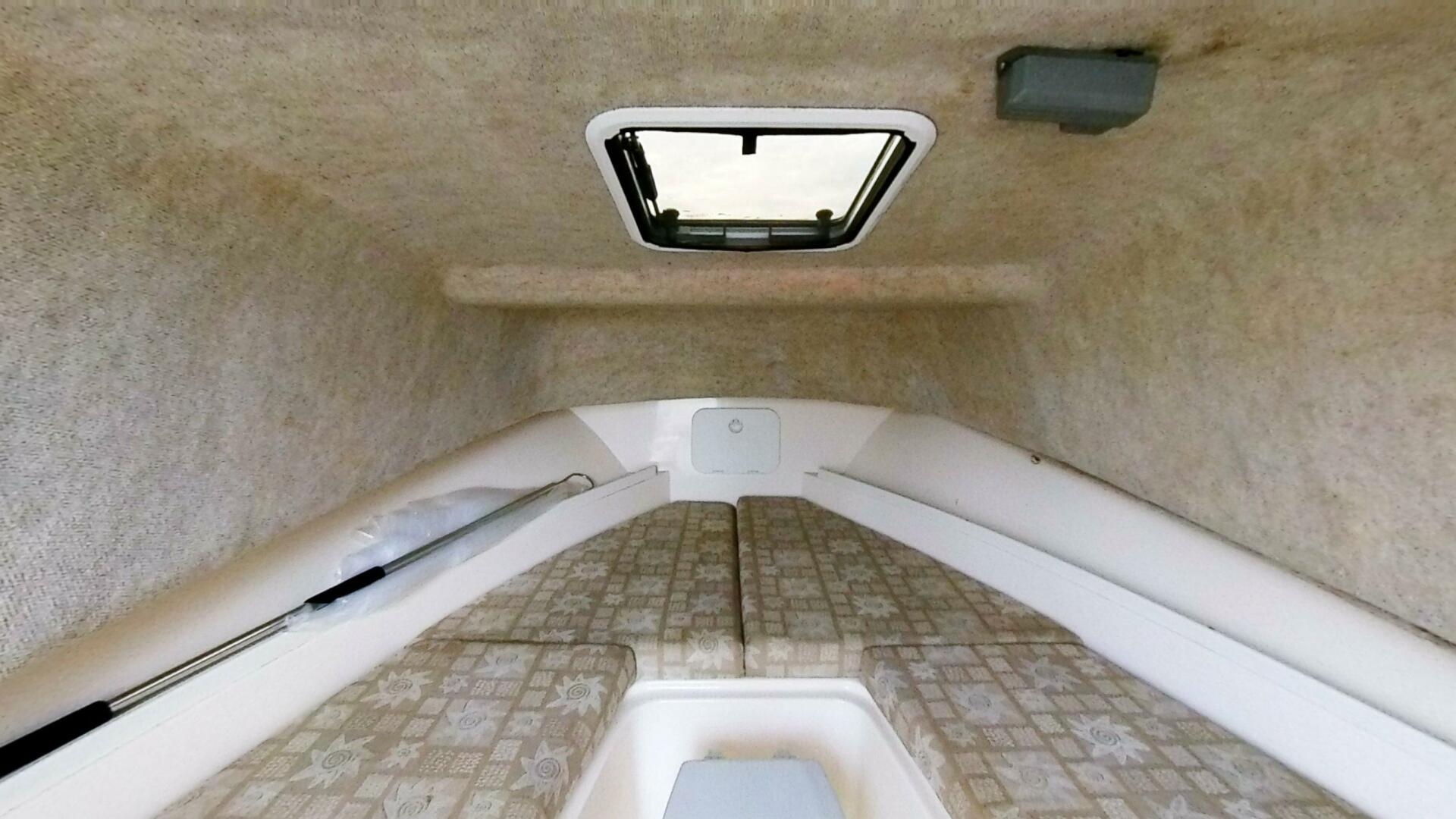 Shamrock-246 Adventure 2005-Tina Marie Southport-North Carolina-United States-4809971 | Thumbnail