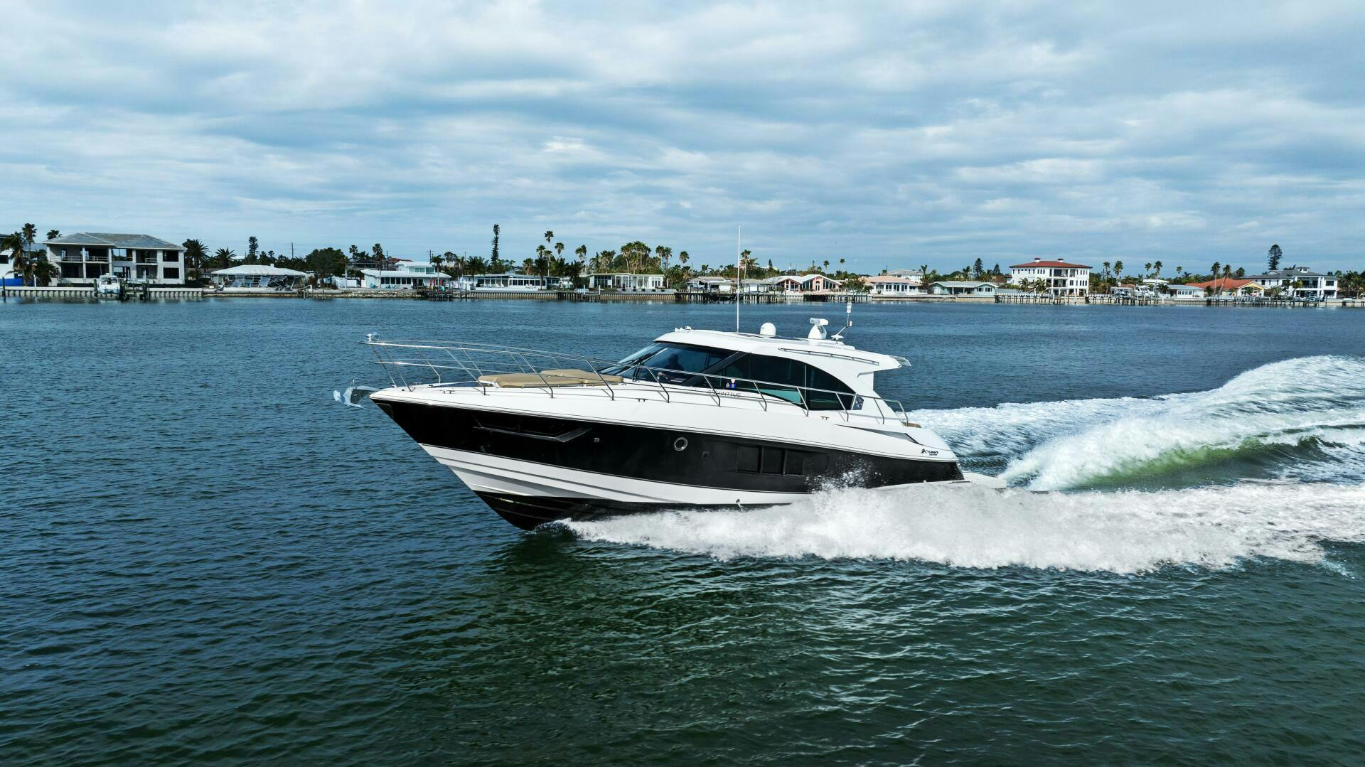 Cruisers Yachts-45 Cantius 2014-Best Times Too w Seakeeper Roll Stabilizer St Petersburg-Florida-United States-2014 45 Cruisers Yachts Cantius  Best Times Too -4871124