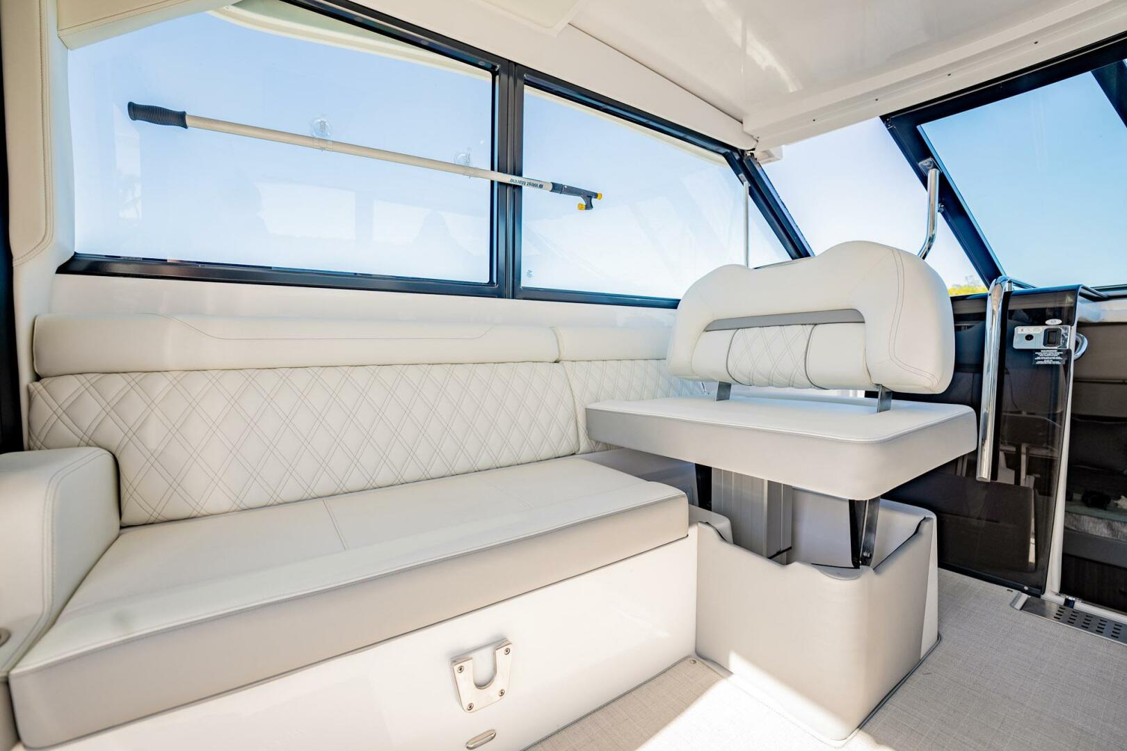 Regal-36 XO 2022-Jorja B Port St. Lucie-Florida-United States-4824768 | Thumbnail
