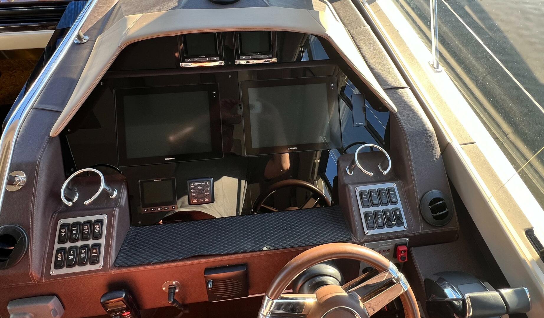 Regal-53 Sport Coupe 2015-Day Off Dania Beach-Florida-United States-4826782 | Thumbnail