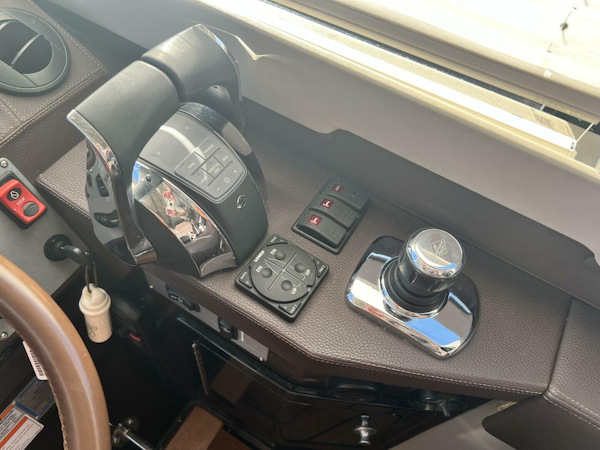 Regal-53 Sport Coupe 2015-Day Off Dania Beach-Florida-United States-4826783