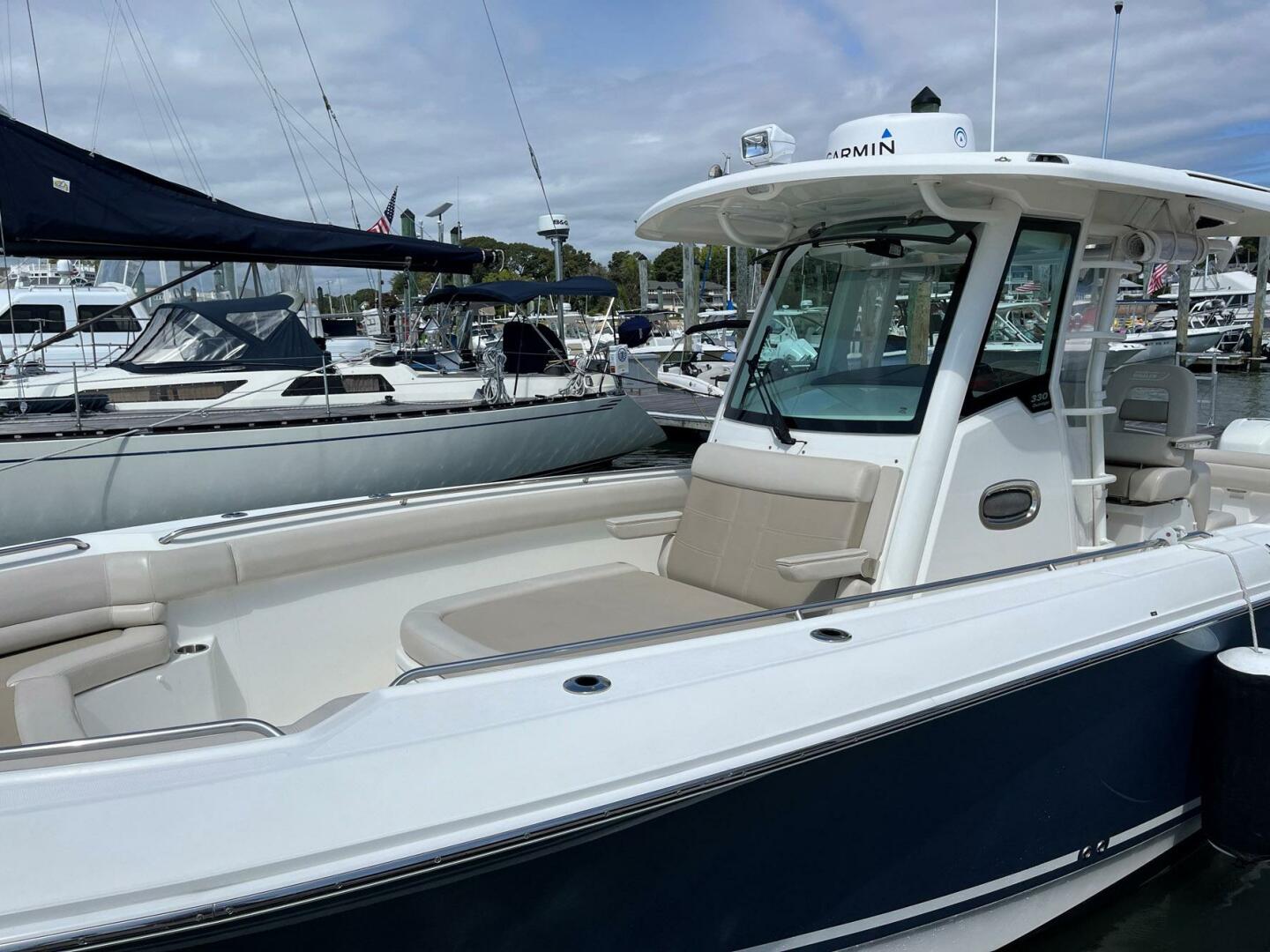 Boston Whaler-330 Outrage 2017 -Branford-Connecticut-United States-5289965 | Thumbnail