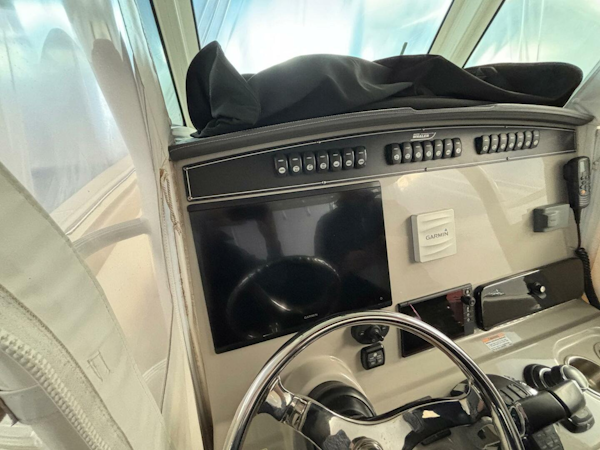 Boston Whaler-330 Outrage 2017 -Branford-Connecticut-United States-5289974