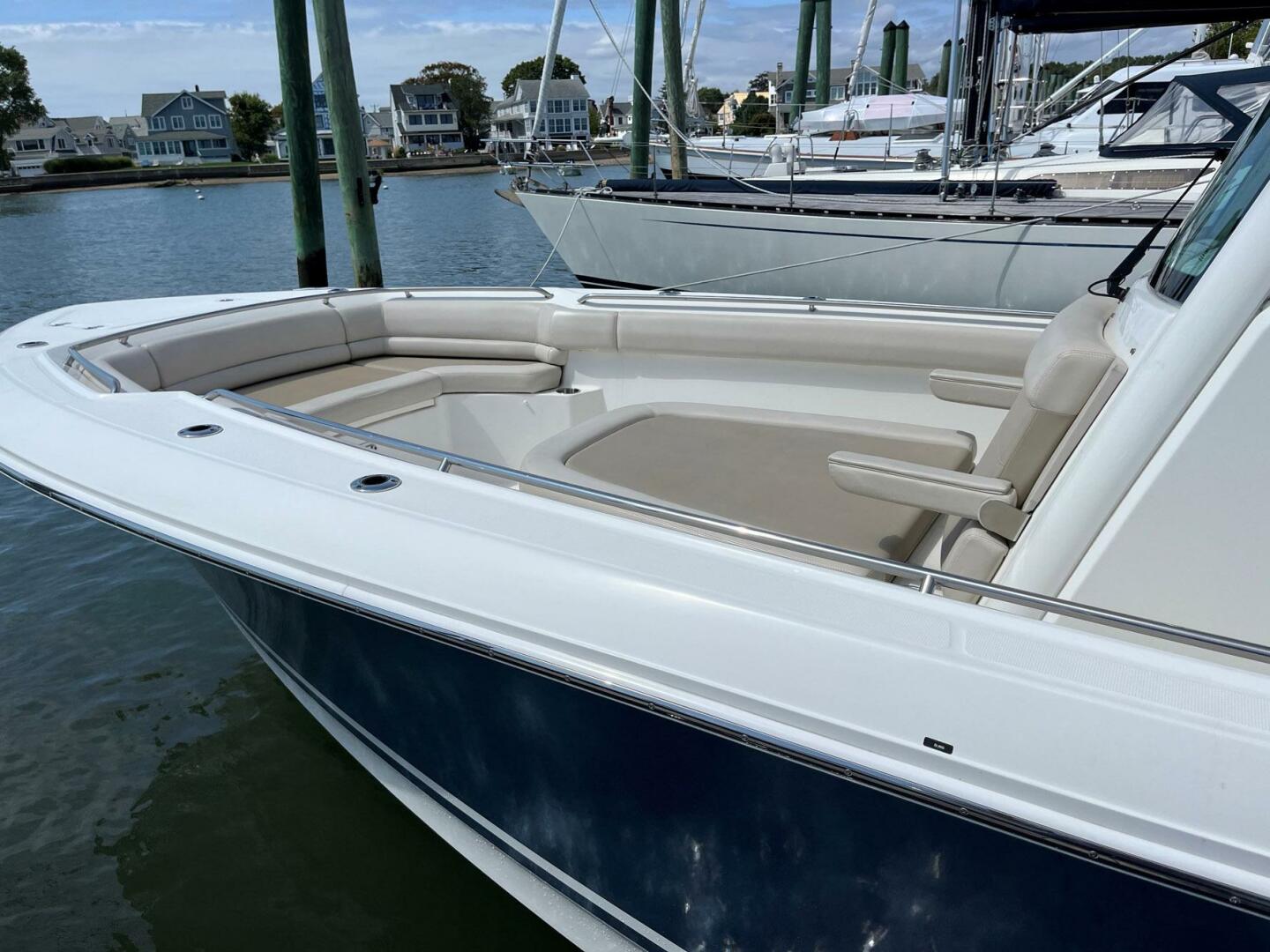 Boston Whaler-330 Outrage 2017 -Branford-Connecticut-United States-5289964 | Thumbnail