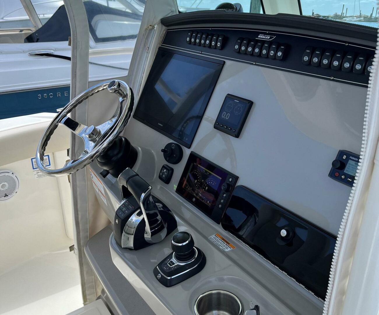 Boston Whaler-330 Outrage 2017 -Branford-Connecticut-United States-5289973 | Thumbnail