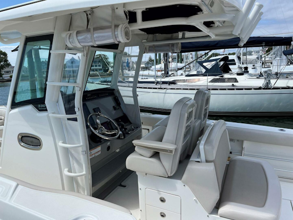 Boston Whaler-330 Outrage 2017 -Branford-Connecticut-United States-5289971
