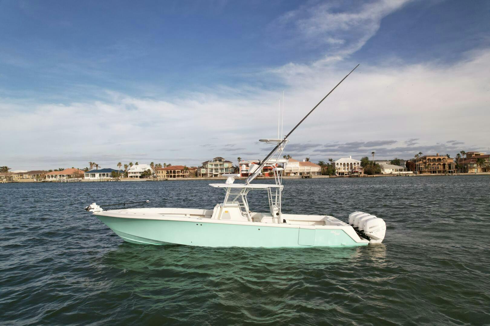SeaVee-390 2013 -Saint Petersburg-Florida-United States-4861199