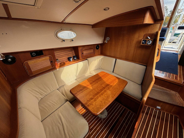 Hinckley-Talaria 44 Motor Yacht 2005-Mallard Stonington-Connecticut-United States-4864263