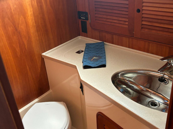 Hinckley-Talaria 44 Motor Yacht 2005-Mallard Stonington-Connecticut-United States-4864262