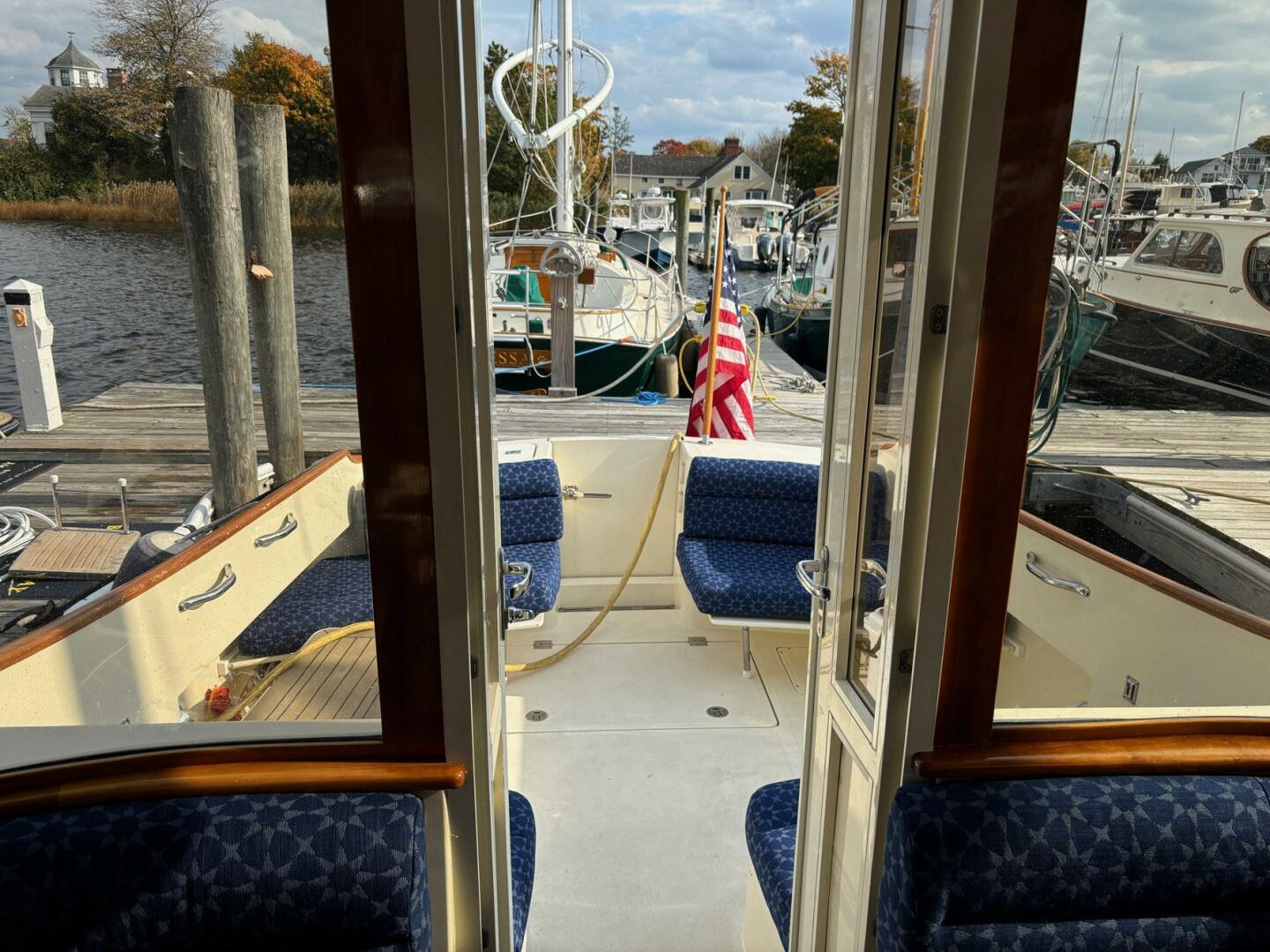 Hinckley-Talaria 44 Motor Yacht 2005-Mallard Stonington-Connecticut-United States-4864273 | Thumbnail
