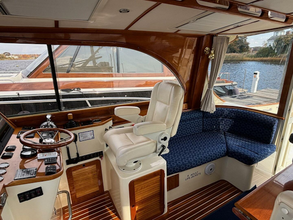 Hinckley-Talaria 44 Motor Yacht 2005-Mallard Stonington-Connecticut-United States-4864272