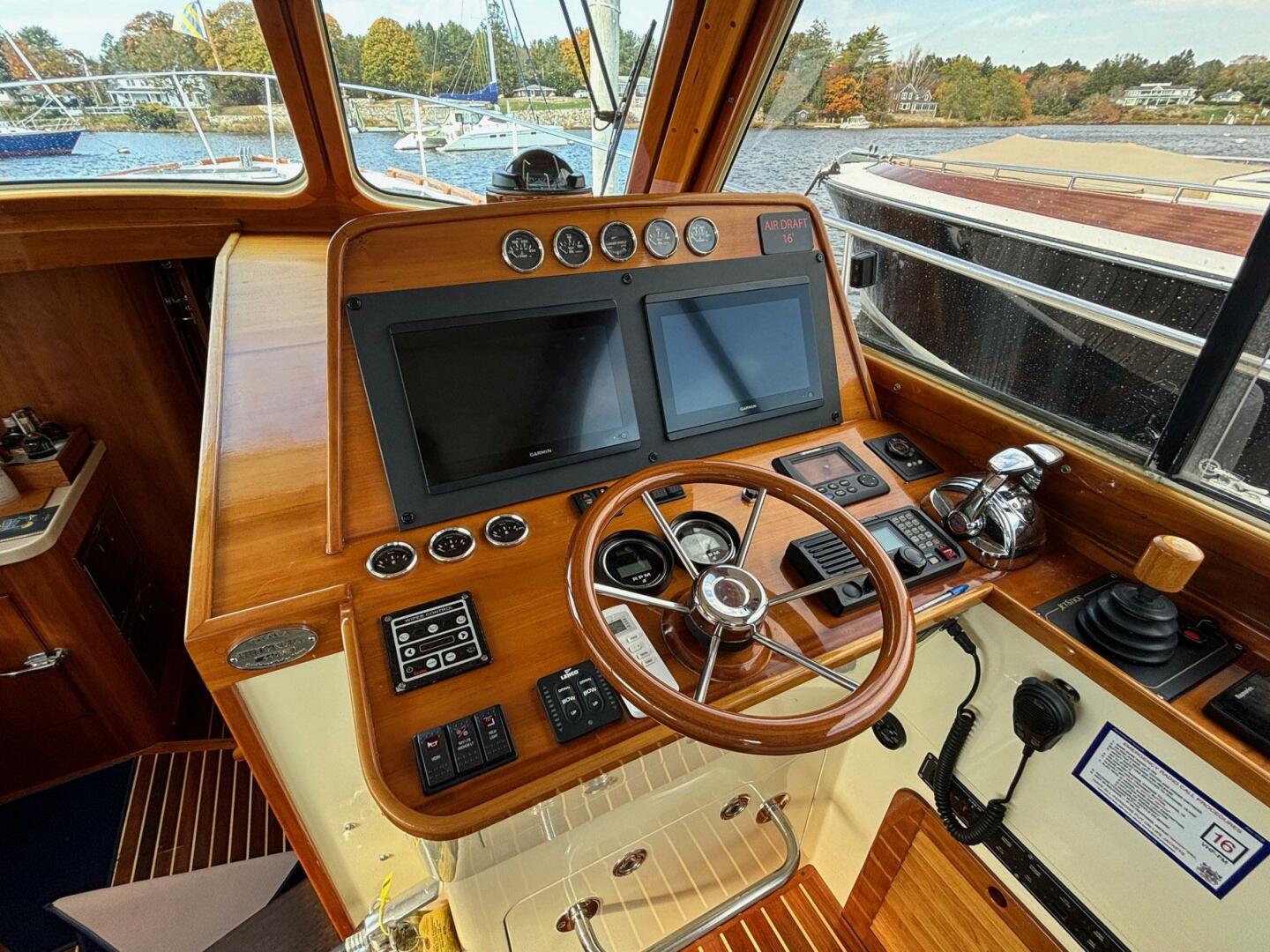 Hinckley-Talaria 44 Motor Yacht 2005-Mallard Stonington-Connecticut-United States-4864269 | Thumbnail