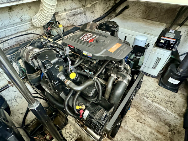 Rinker-342 Fiesta Vee 2004 -Norris Lake-Tennessee-United States-4868197