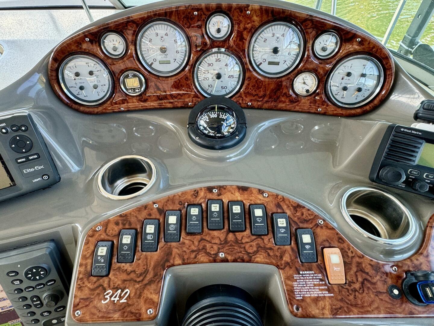 Rinker-342 Fiesta Vee 2004 -Norris Lake-Tennessee-United States-4868136 | Thumbnail