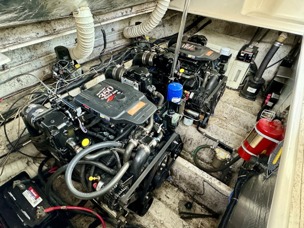Rinker-342 Fiesta Vee 2004 -Norris Lake-Tennessee-United States-4868193