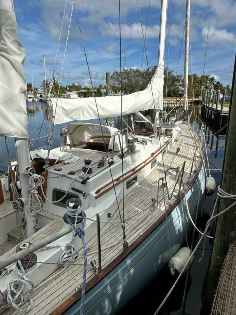 Frers-Frers & Cibil 44 1981-KERSTIS Palm City-Florida-United States-Deck View-4878926