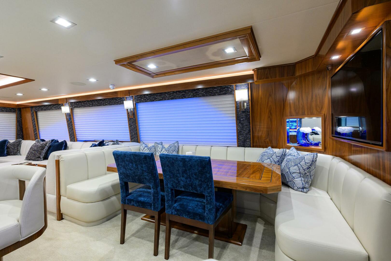 Viking-92 Enclosed Bridge 2020-CHINA TIME Jupiter-Florida-United States-Viking 92 CHINA TIME  Dining Area-4890132 | Thumbnail