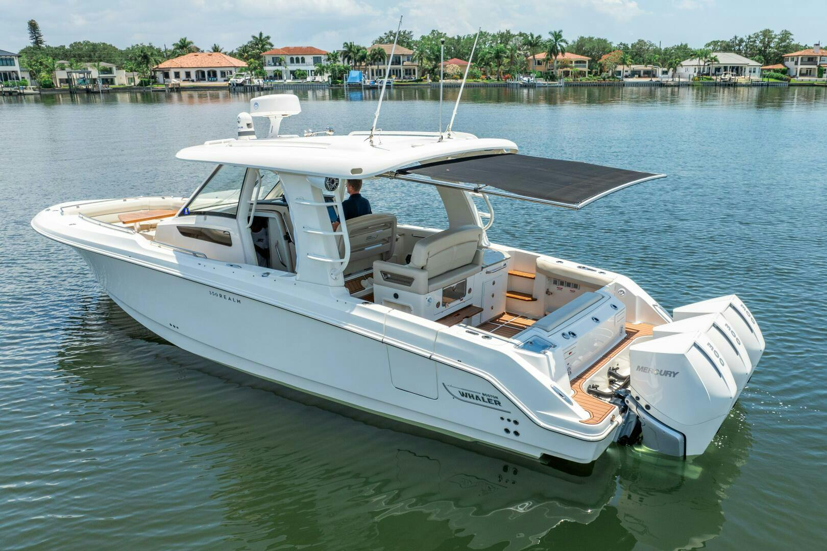 Boston Whaler-350 Realm 2021 -St. Petersburg-Florida-United States-4891203