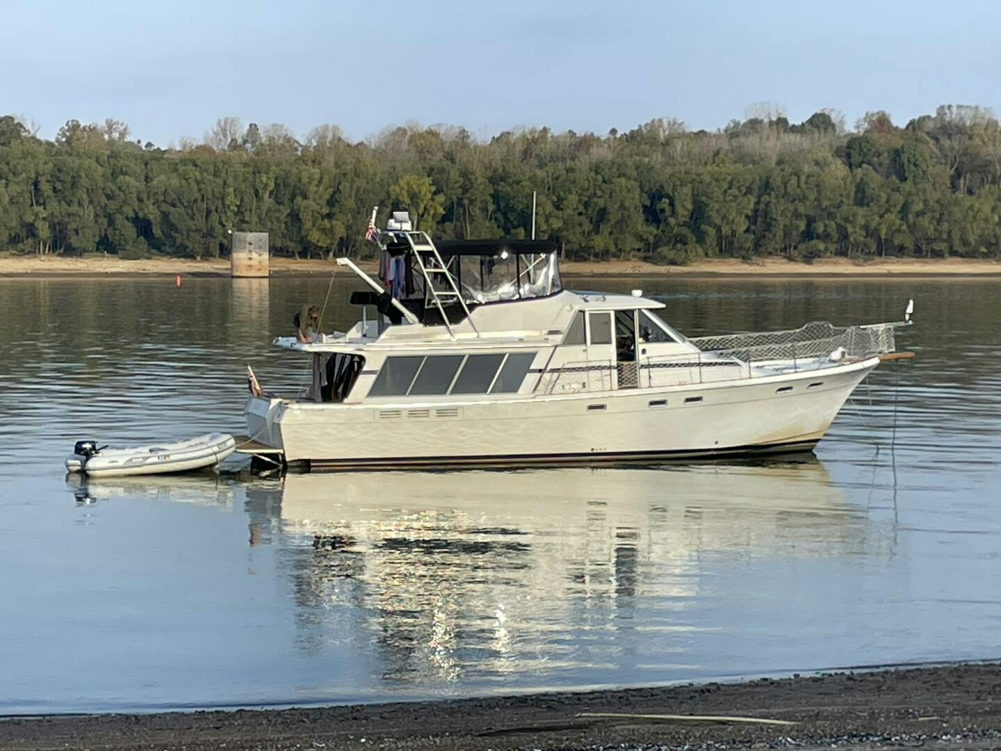 Bayliner-4550 1987-Plenty Scottsboro-Alabama-United States-45 Bayliner starboard profile-4904102