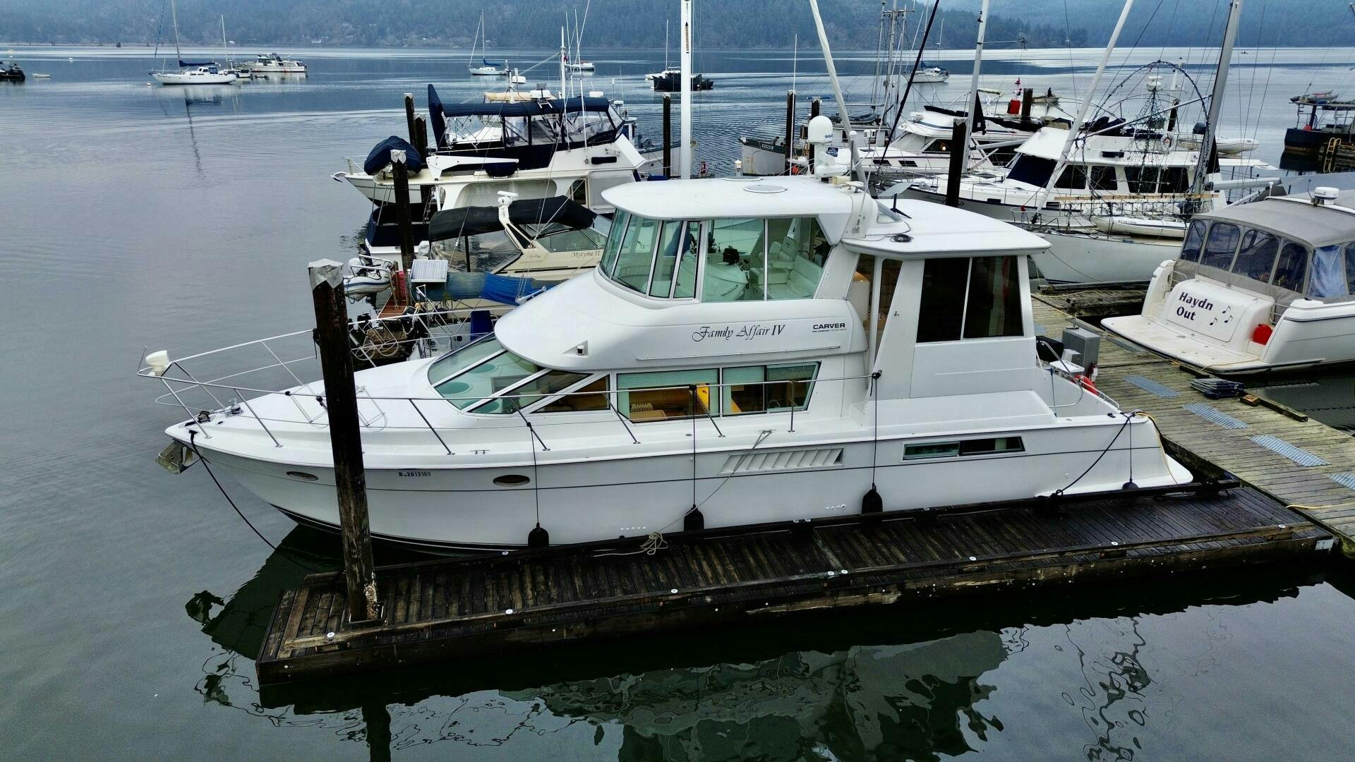 Carver-500 Cockpit Motor Yacht 1997-Family Affair IV Cowichan Bay-British Columbia-Canada-4924345