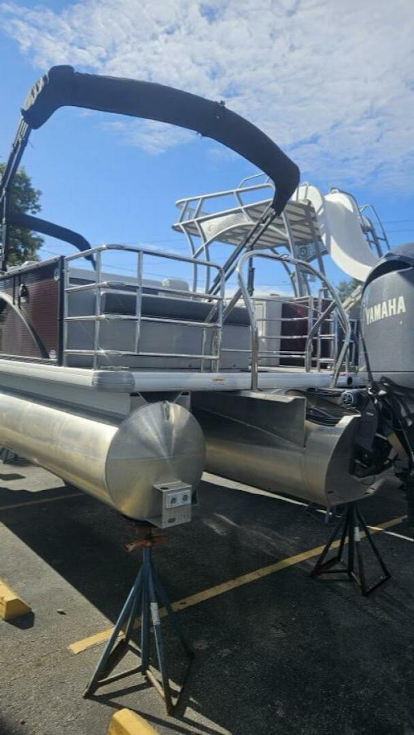Godfrey-Sweetwater 2286 2024 -Stuart-Florida-United States-4925485