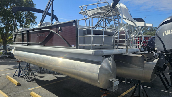 Godfrey-Sweetwater 2286 2024 -Stuart-Florida-United States-4925483