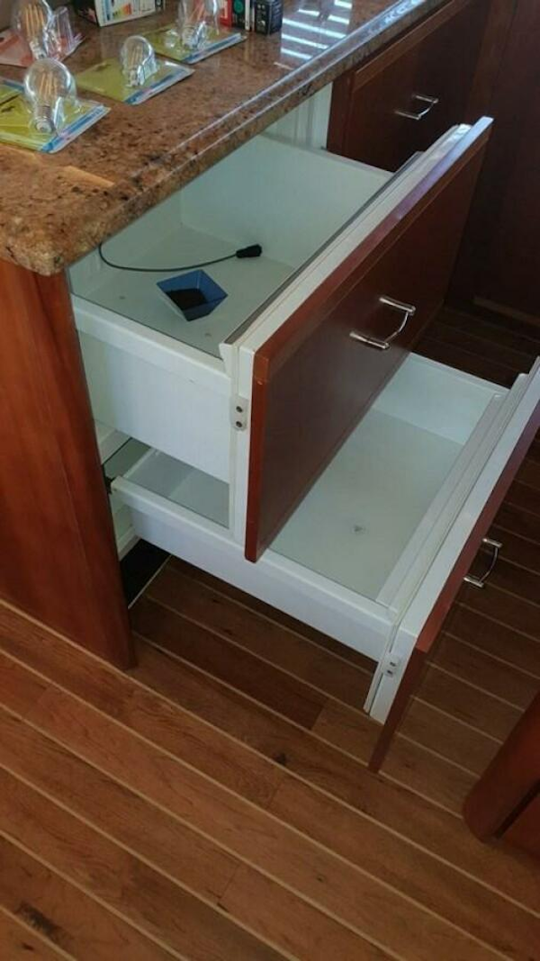 Bertram-Sport Fish 2006-Bouki Athens-Greece-4931769
