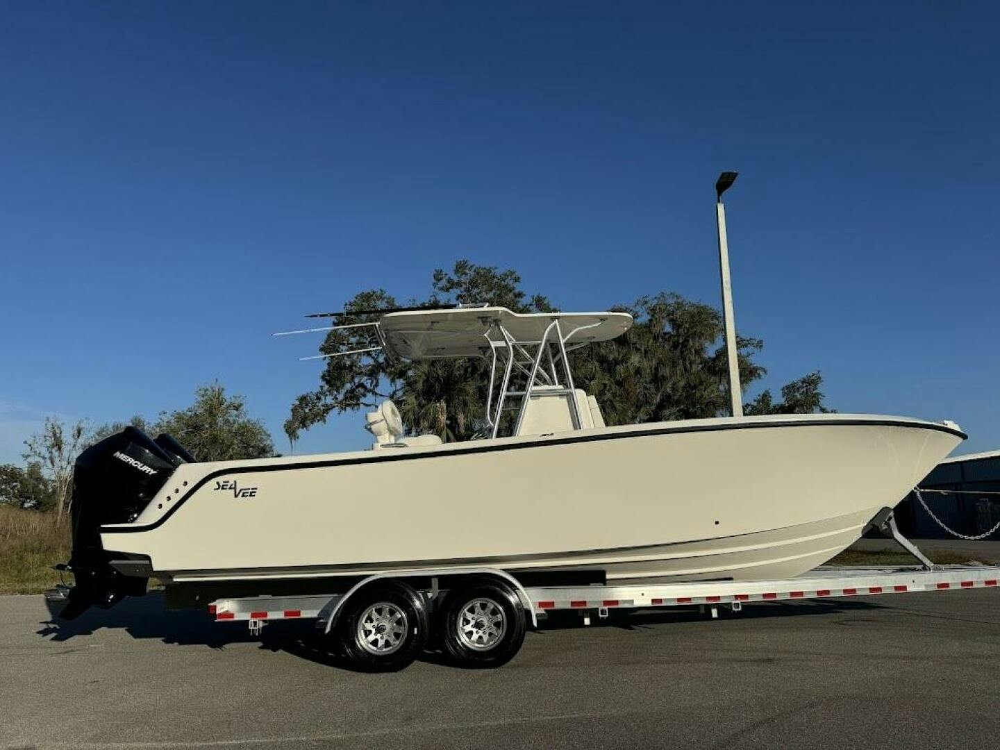 SeaVee 2023 -Fort Myers-Florida-United States-4940636