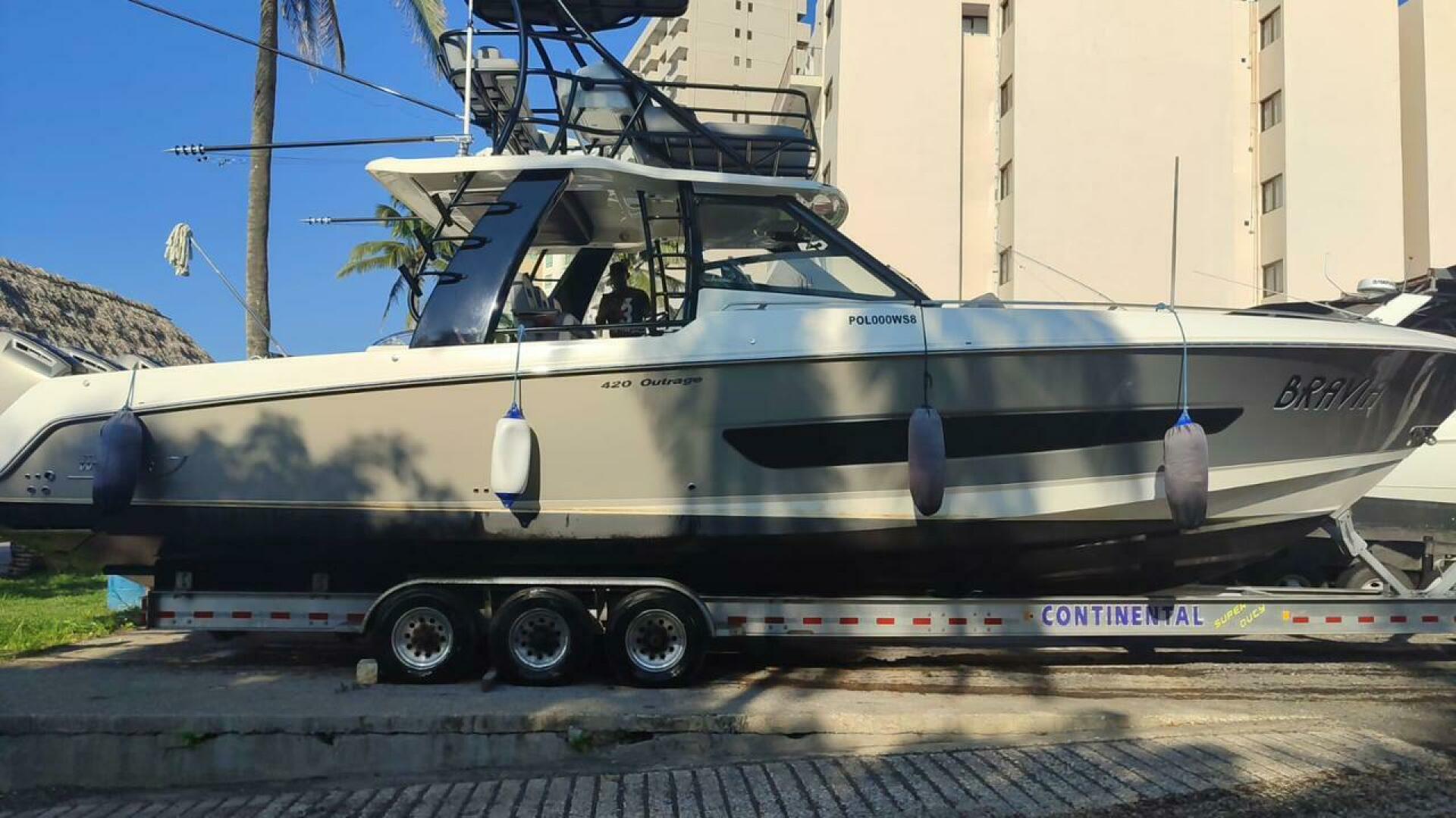Boston Whaler-420 Outrage 2024-Bravia Veracruz-Mexico-4939882 | Thumbnail