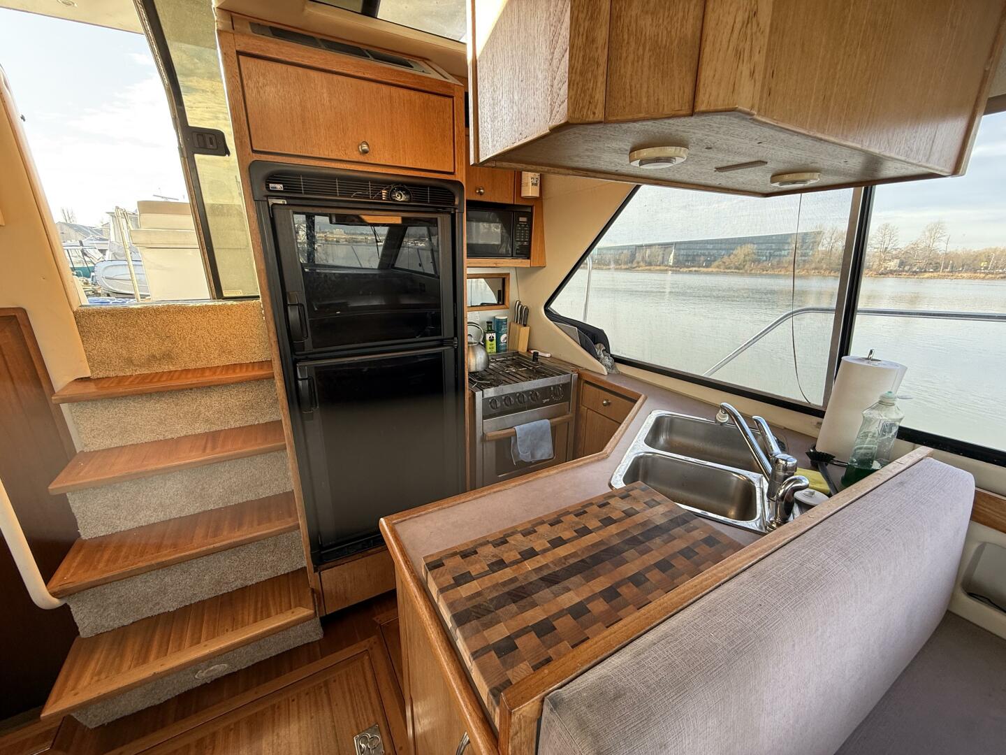 Bayliner-4087 1998-Important Business Richmond-British Columbia-Canada-4941325 | Thumbnail