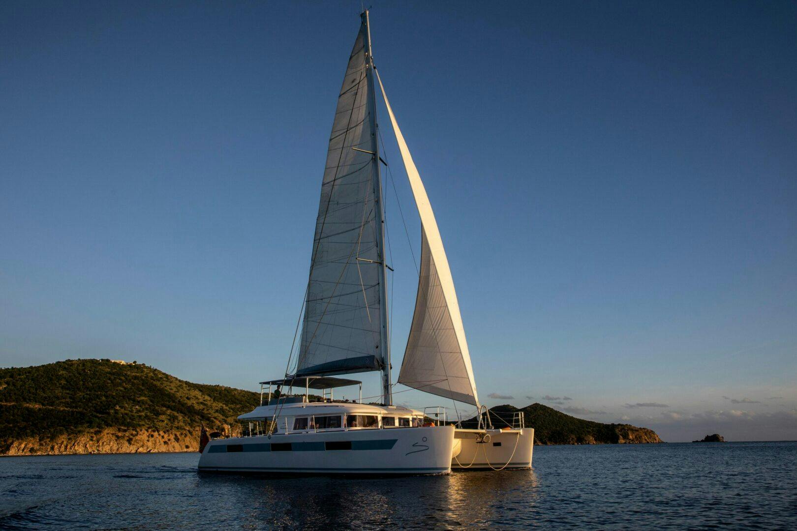 Lagoon 2014 -Fort Lauderdale-2014-lagoon-620-sail-9646437-20250108125013392-1_XLARGE.jpg-4941516