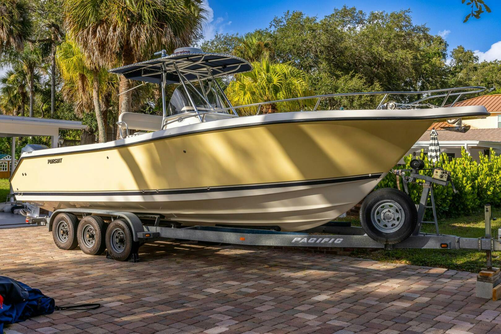 Pursuit-C280 2007 -Stuart-4944834