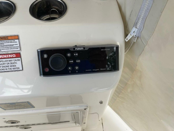 Cobia-344 Center Console 2015 -Stuart-4945111