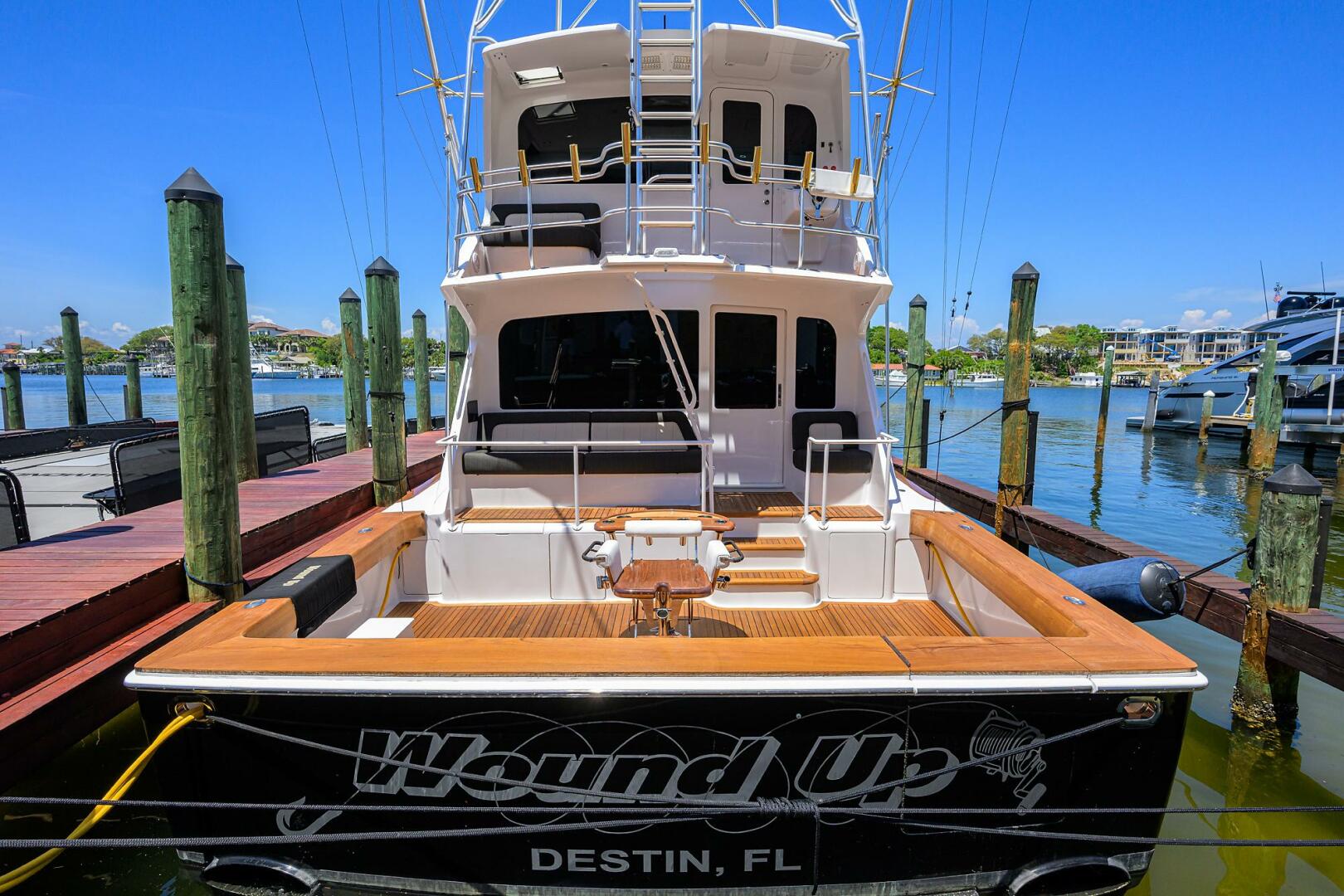Used Viking 65' 65 Enclosed Bridge w/Tower | Enclosed Bridge w