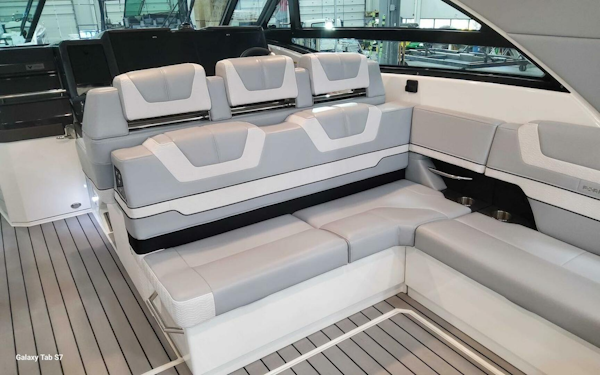 Formula-430 Super Sport Crossover 2024 -Stuart-4946398