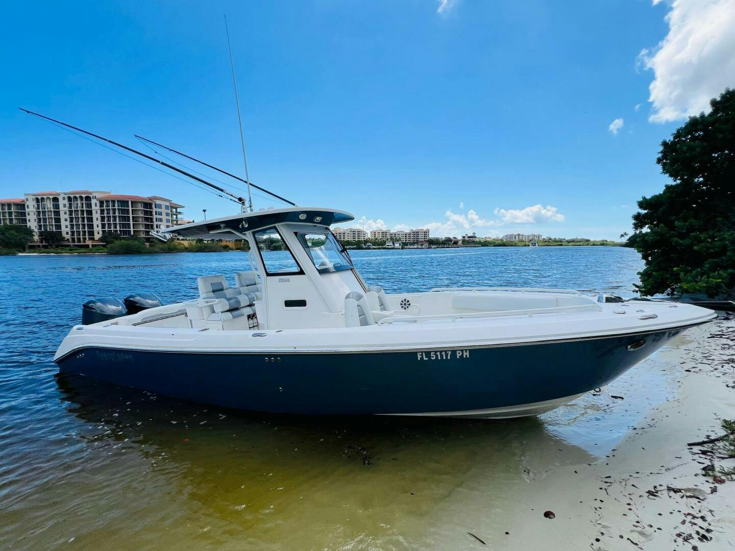 Everglades-295 Center Console 2012 -Stuart-4947005