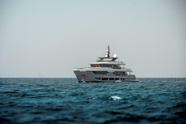 Majesty Yachts-120 2025-Fractional Ownership Available Stuart-Florida-United States-Luxury Majesty 120 yacht cruising on open sea, 2025 model.-4947517