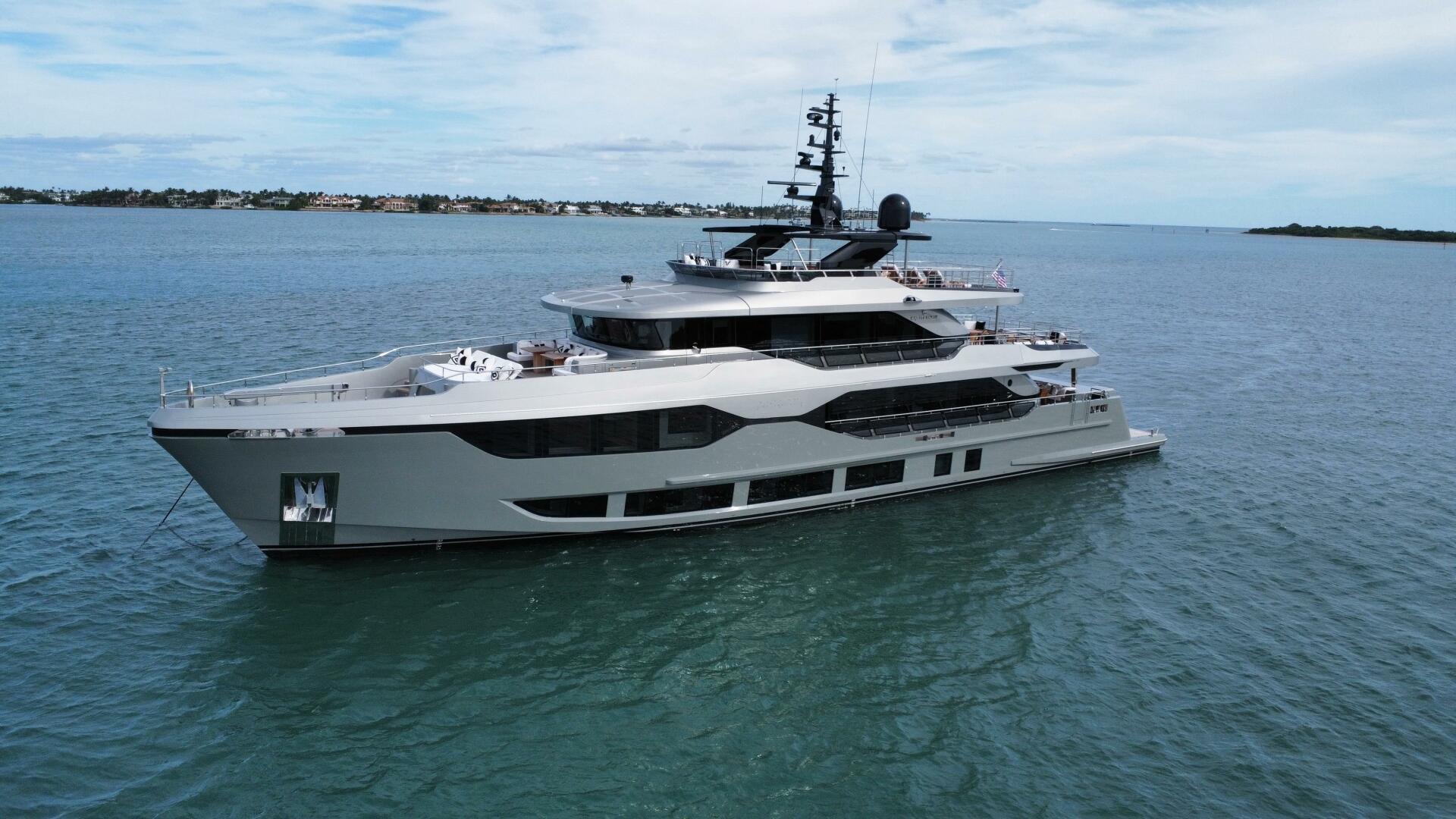 Majesty Yachts-120 2025-Fractional Ownership Available Stuart-Florida-United States-Majesty 120 yacht, 2025 model, cruising on calm blue waters under a clear sky.-5353502 | Thumbnail