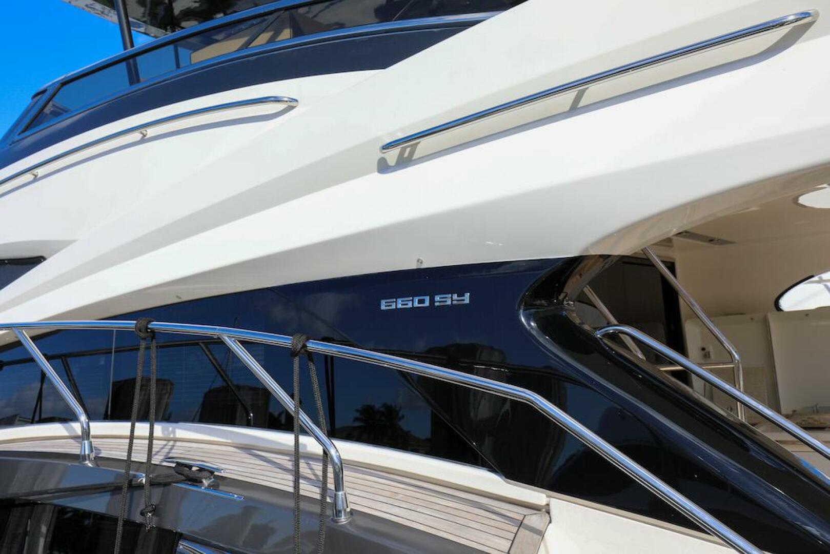 Marquis-660 Sport Yacht 2016 -Stuart-2016 Marquis 660 Sport Yacht, sleek design with polished railings and modern aesthetics.-4947644 | Thumbnail