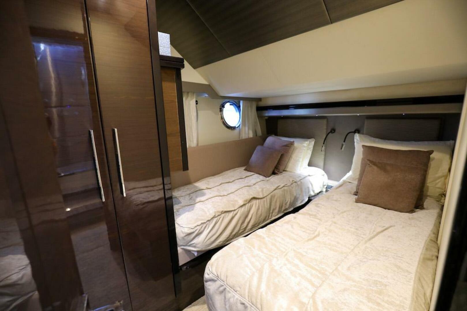 Marquis-660 Sport Yacht 2016 -Stuart-4947673 | Thumbnail