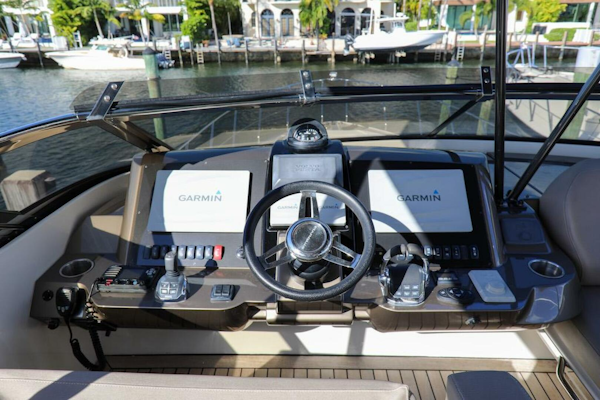 Marquis-660 Sport Yacht 2016 -Stuart-2016 Marquis 660 Sport Yacht helm with Garmin navigation displays.-4947627