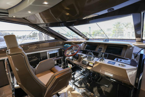 Marquis-660 Sport Yacht 2016 -Stuart-4947662