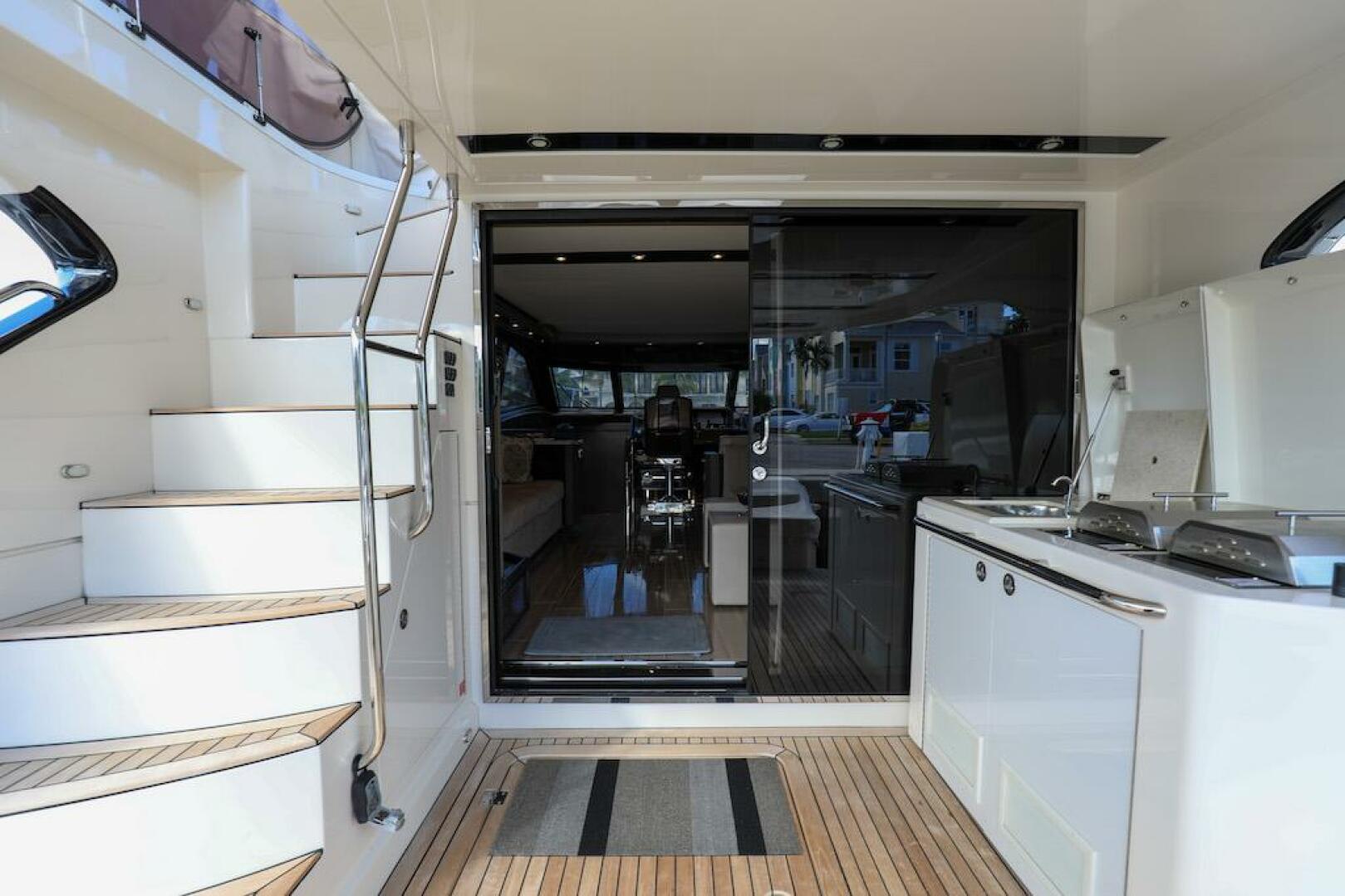 Marquis-660 Sport Yacht 2016 -Stuart-2016 Marquis 660 Sport Yacht interior with modern design and luxurious amenities.-4947610 | Thumbnail