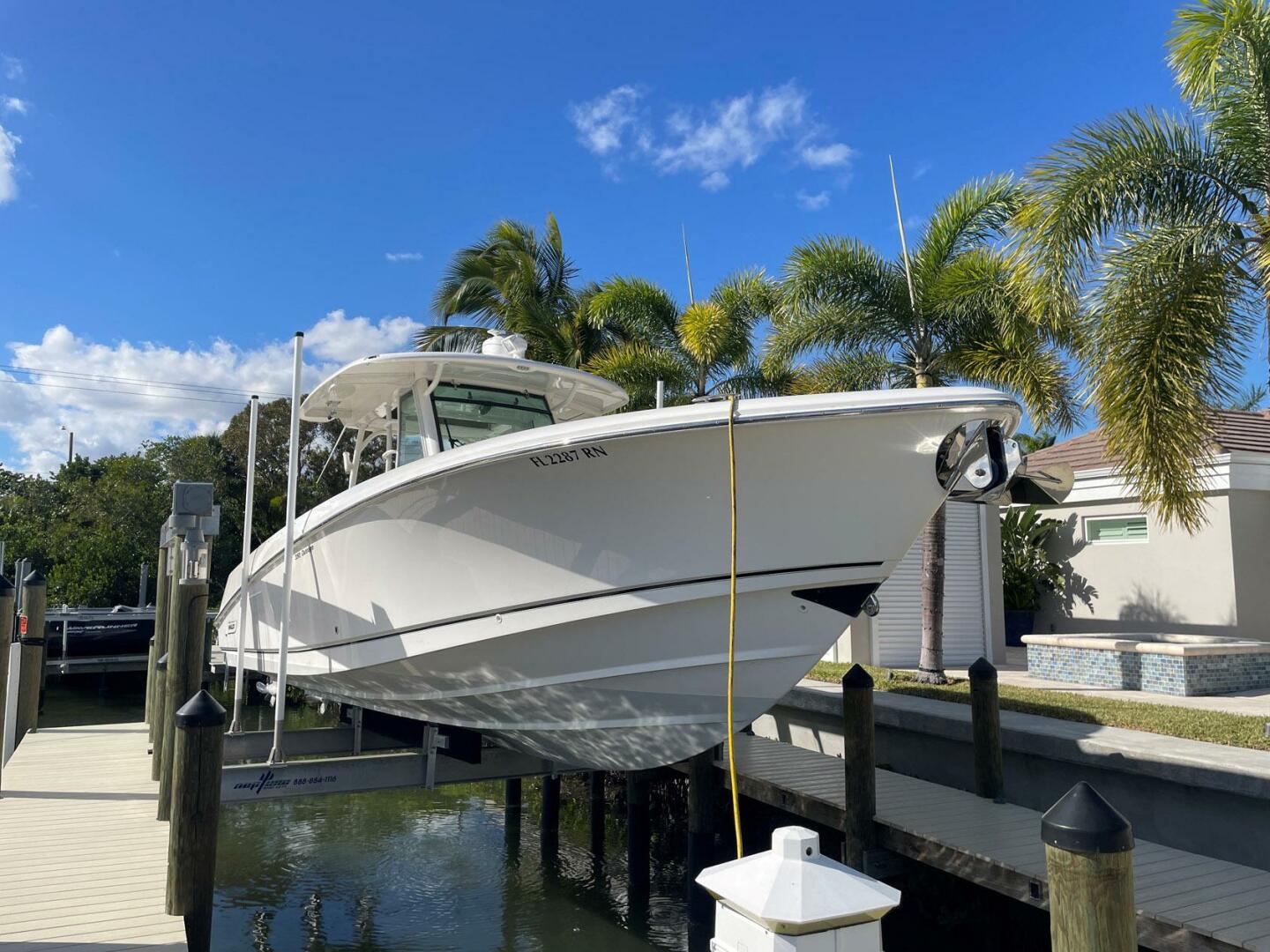 Boston Whaler-350 Outrage 2017 -Vero Beach-Florida-United States-4949631 | Thumbnail
