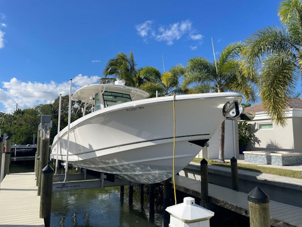 Boston Whaler-350 Outrage 2017 -Vero Beach-Florida-United States-4949631